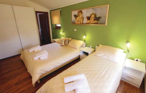 Villa Zara With Pool, Sauna, Gym And Game Room
