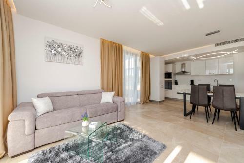 Apartamentos Villa Tadic