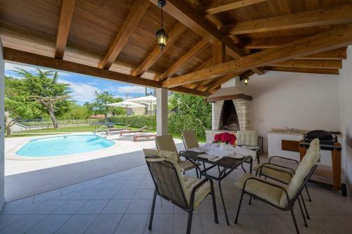 Villa Stauri