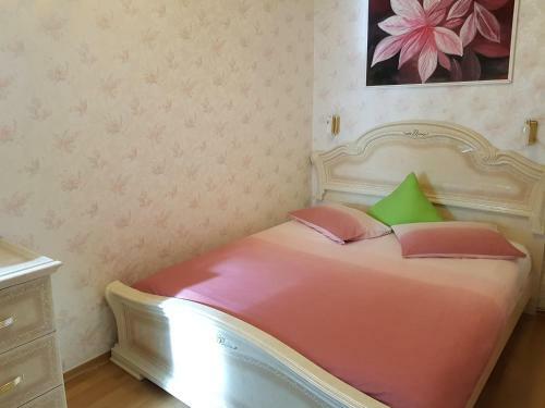 Hostal Naiza Guesthouse And Apartments