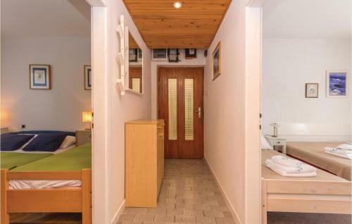 Three-bedroom Apartment In Biograd