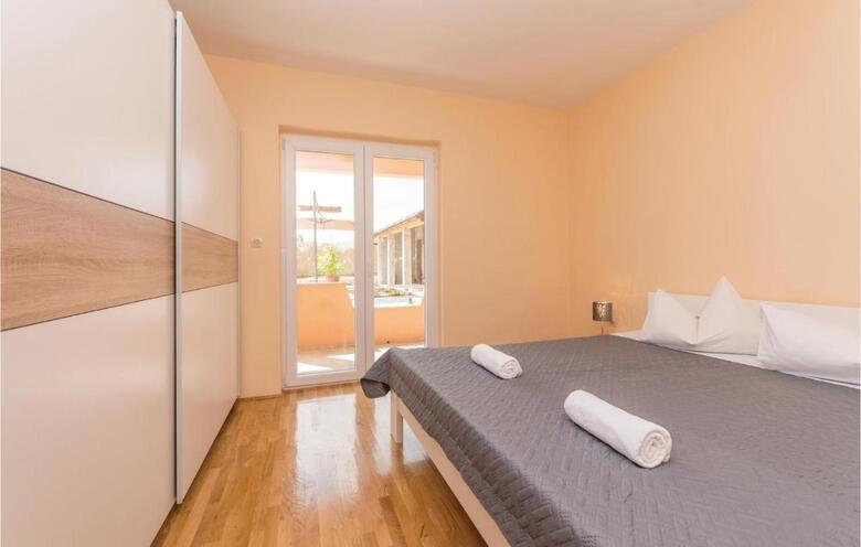 Five-bedroom Holiday Home In Biograd Na Moru