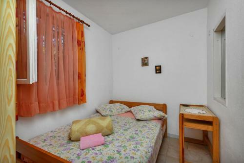 Apartments Milivoj