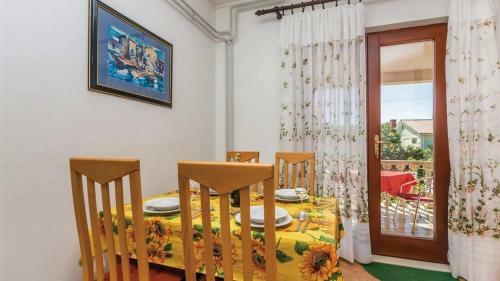 Hostal Apartment Mary Near The Sea