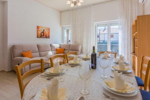 Abros Apartments
