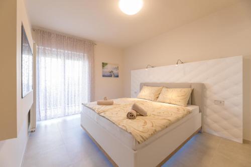 Abros Apartments