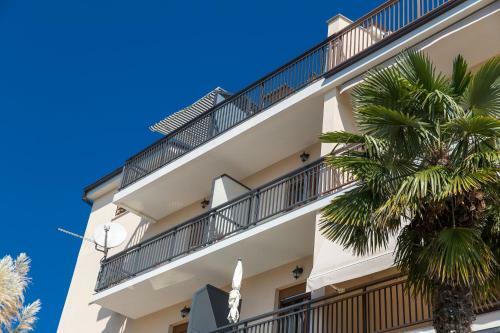 Luxury Sea View Apartments
