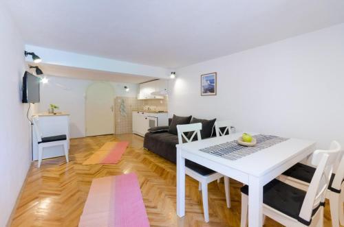 Apartamentos Mare 3