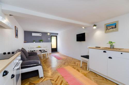 Apartamentos Mare 3