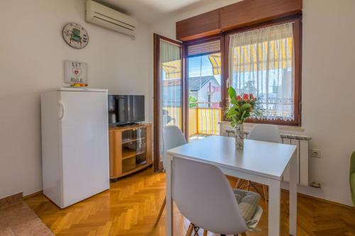 Apartamentos Milena