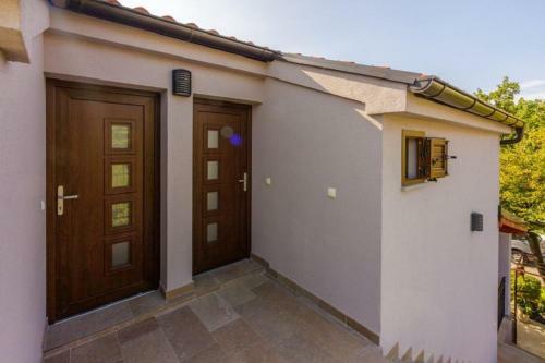 Apartment Anton Ri 31 Pax