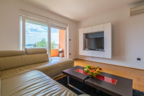 Apartment Ante