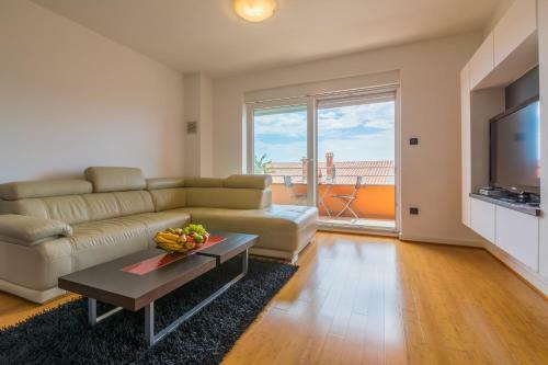 Apartment Ante