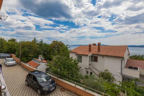 Apartment Ante