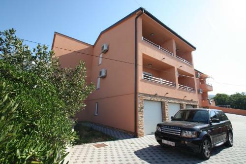 Apartment Ante