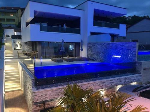 Hostal Villa Lorena With Pool