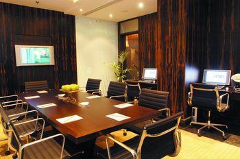 Le Royal Tower Hotel