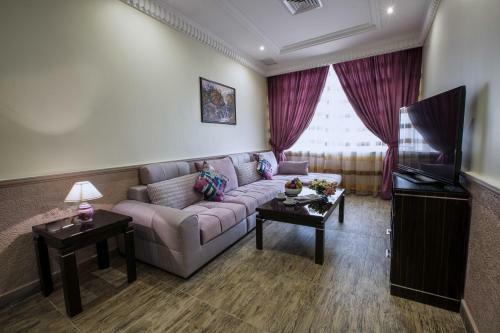 Apartamentos Sara Plaza