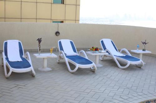 Corniche Suites Hotel