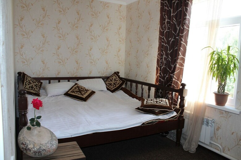 Bed & Breakfast Hotel Kausar