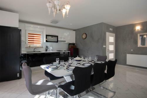 Villa Six Brothers A Luxury Villa In Imotski, Pool