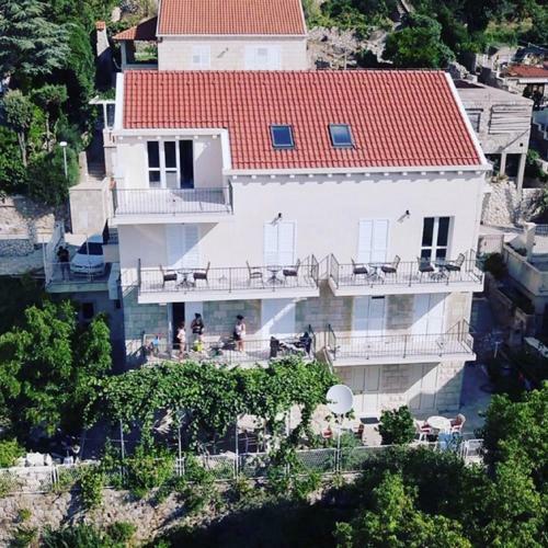 Hostal Begovi? Guest House
