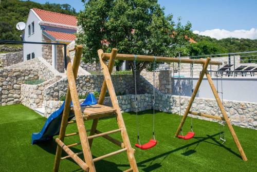 Villa Rustic Stone House