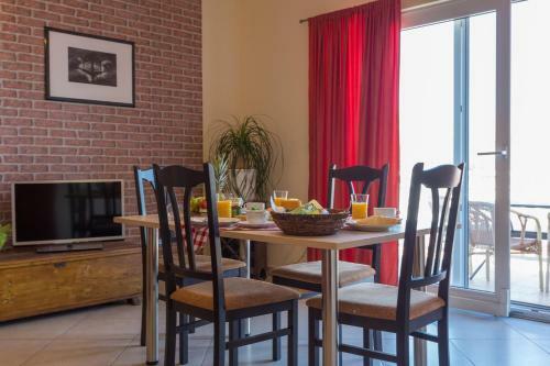 Hostal Burum Apartments