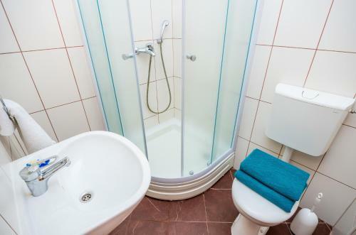 Hostal Burum Apartments
