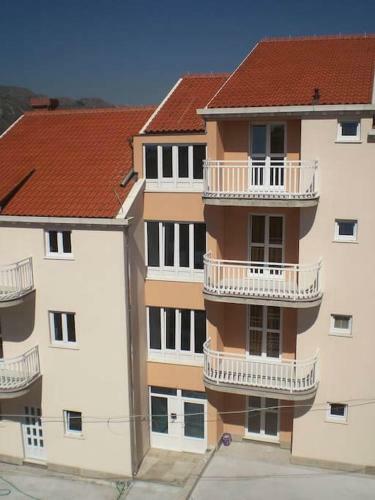 Hostal Burum Apartments