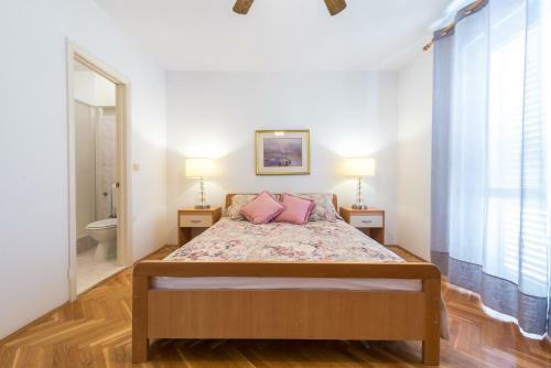 View Port Apartment