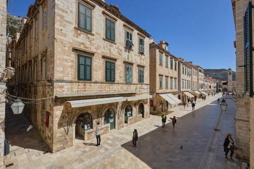 Bed & Breakfast Bota Palace