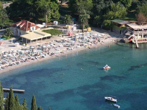 Spacious Apartment In Dubrovnik With Beach Nearby