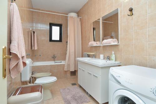 Apartments Valbandon 38