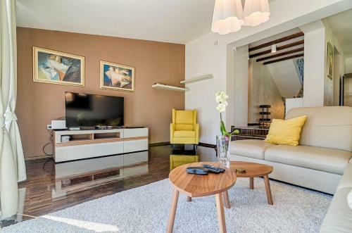 Captain's House - Villa With Swimming Pool & Sauna