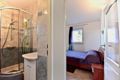 Hostal Sea View Apartments Near The Beach
