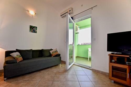 Hostal Sea View Apartments Near The Beach