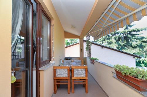 Apartment Emil 1933