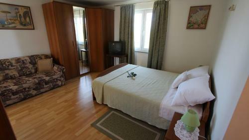 Hostal Apartments Diva