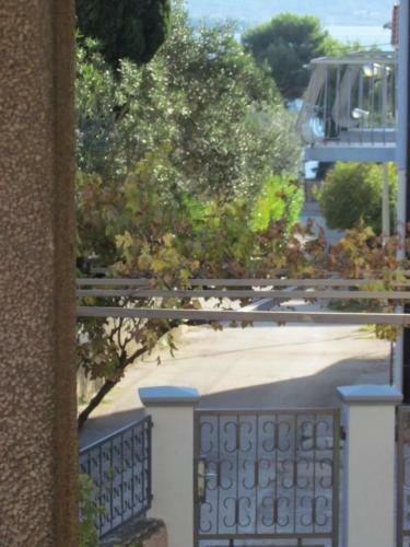 Hostal Holiday House Damir