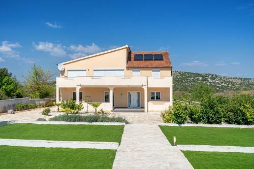 Villa Julija