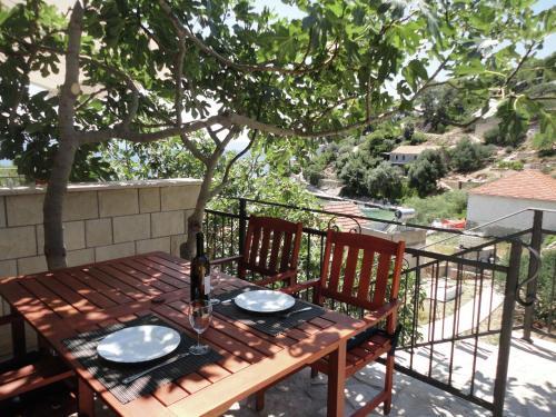 Studio Apartment With Terrace And Sea View,30m Distant From The Beach!
