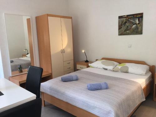 Studio Apartment With Terrace And Sea View,30m Distant From The Beach!