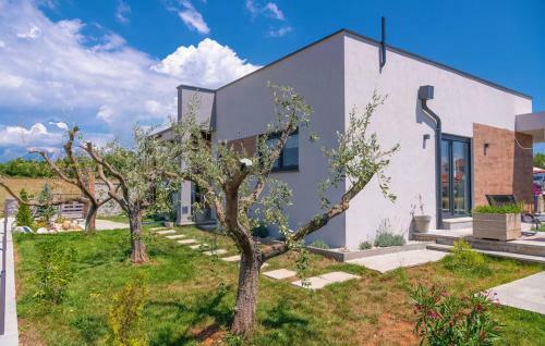 Villa Lily