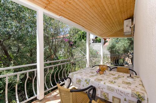 Apartments Dinko