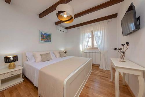 Villa Mercedes