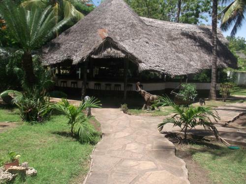 Hostal Papillon Beach Apartments