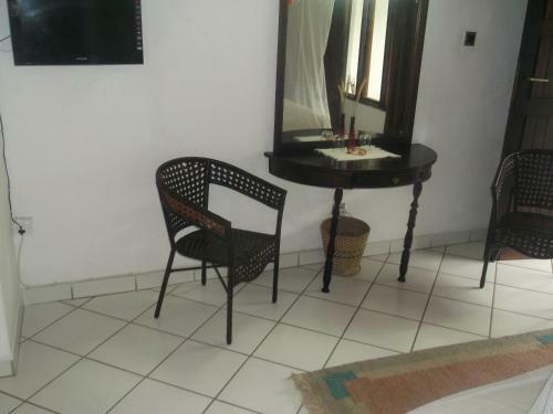 Hostal Papillon Beach Apartments