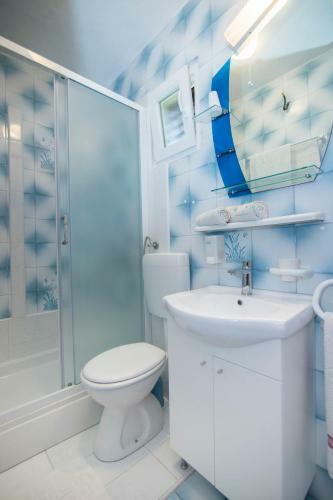 Apartments And Rooms Nikol