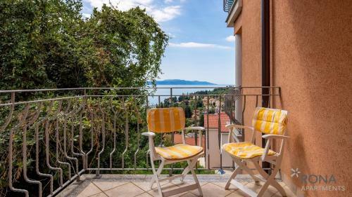 Spacious Apartment With A Panoramic View